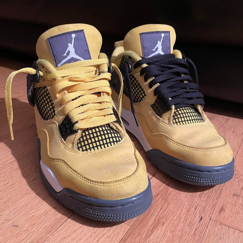 Air Jordan 4 Lightning